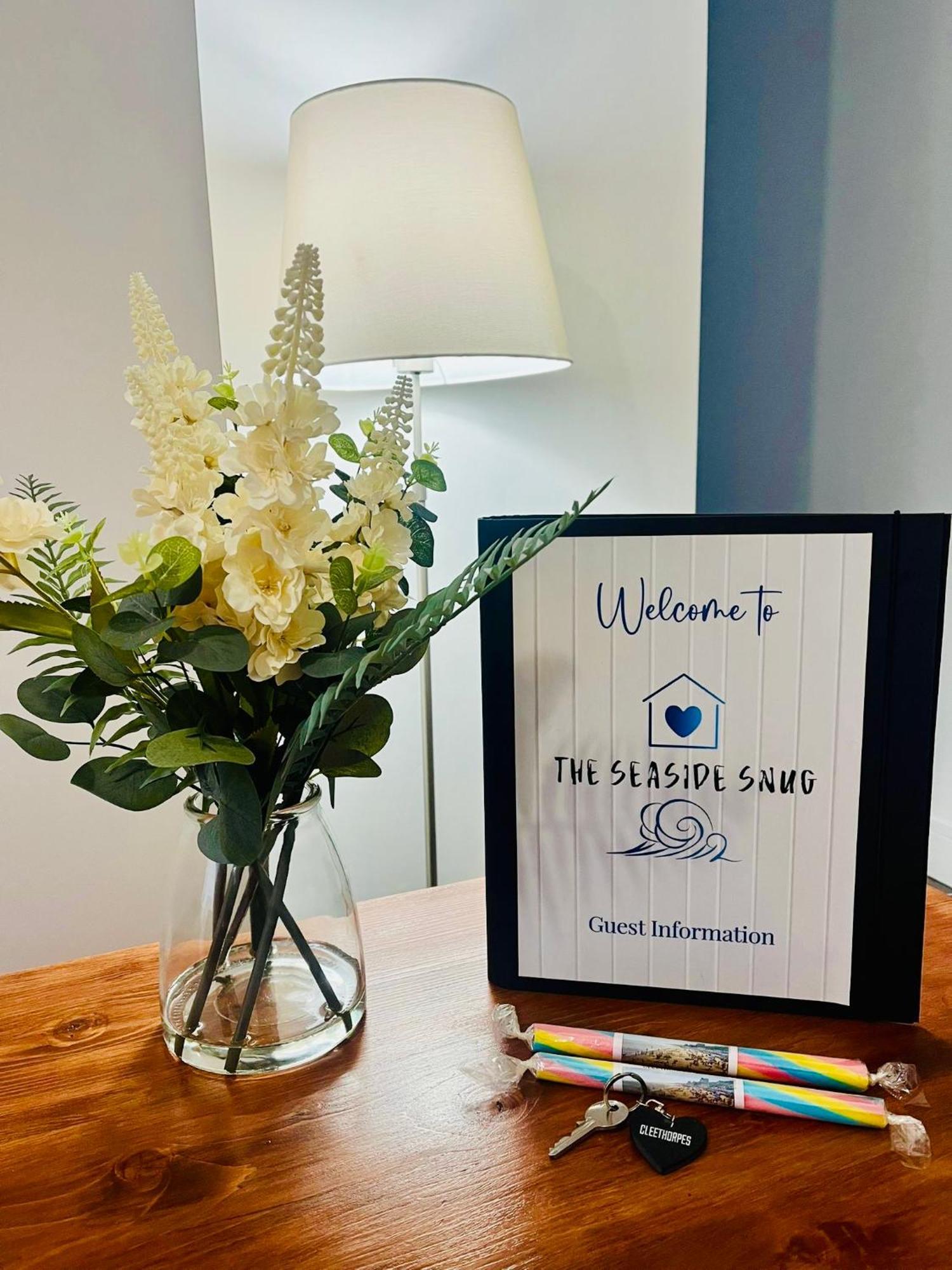 The Seaside Snug Villa คลีทอร์ปส์ ภายนอก รูปภาพ